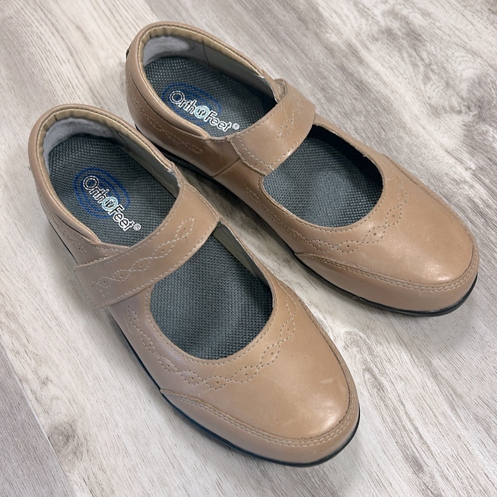 OrthoFeet Mary Jane Shoes | Tan Leather Comfort Slip-On Hook and Loop Strap NWOT